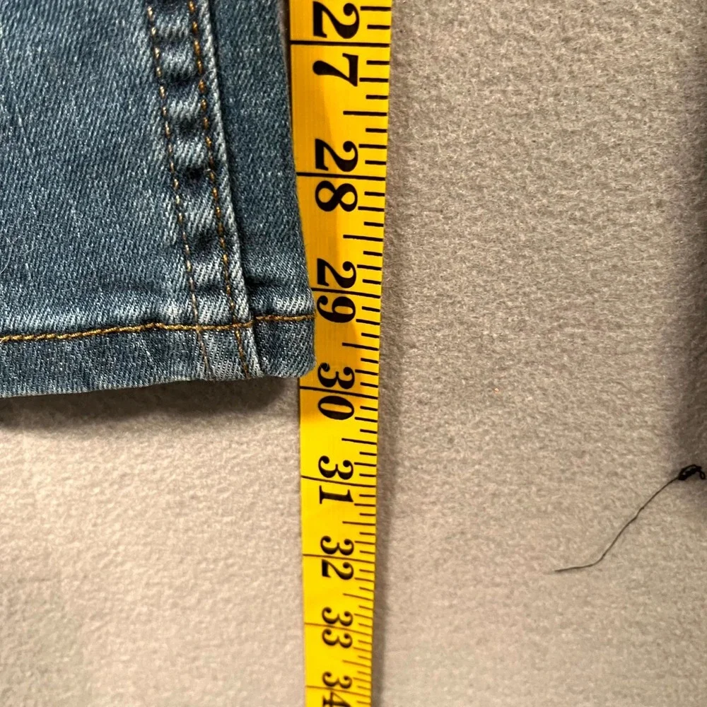 Wrangler Straight Fit Jeans Mens 34x32 Blue Denim Cotton‎ Stretch Medium Wash